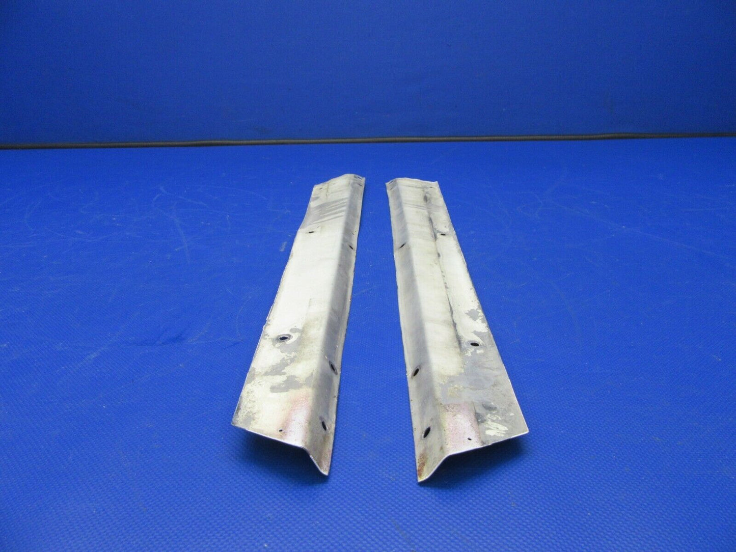 Beech Baron 95-B55 Dorsal Fairing Closure RH & LH P/N 96-440010-11 (1121-359)
