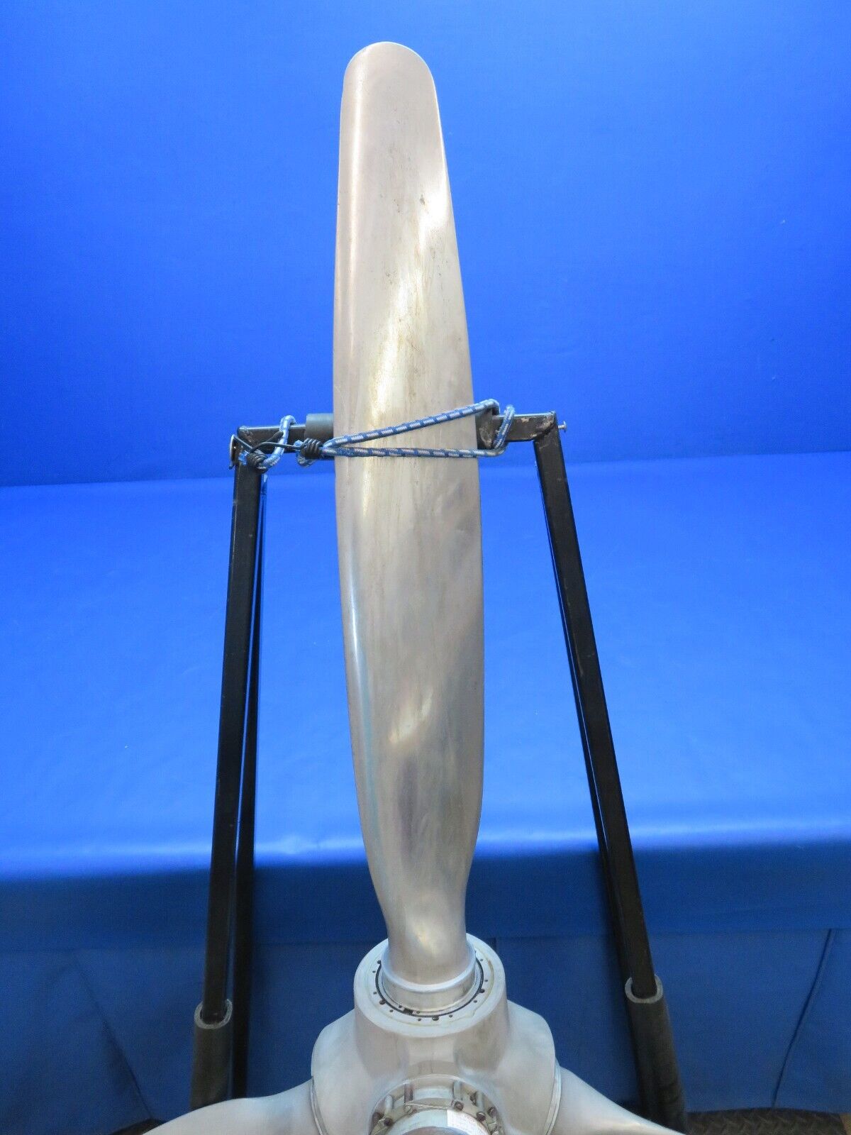 McCauley 3 Blade Propeller Model D3A32C9C9N CORE (0423-109)