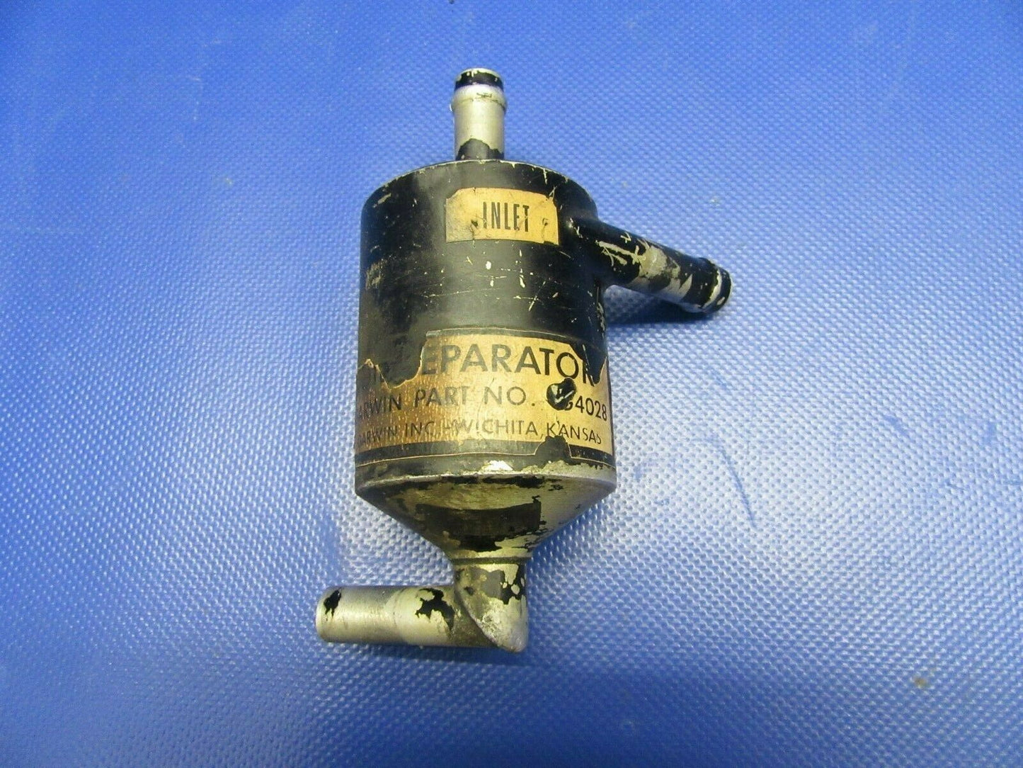 1960 Cessna 210 Air Oil Separator P/N 0850406-10 (0221-254)