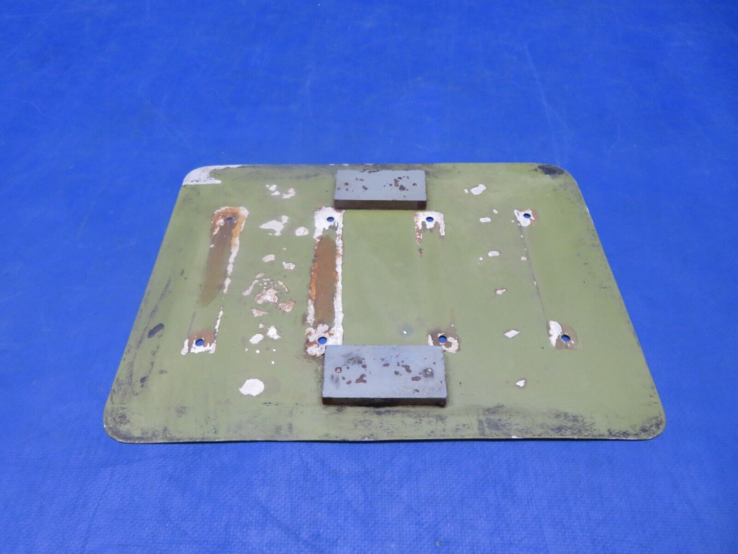 Early Cessna 310 / 310B Battery Box Cove / Lid Assy P/N 0822011-1 (1223-136)