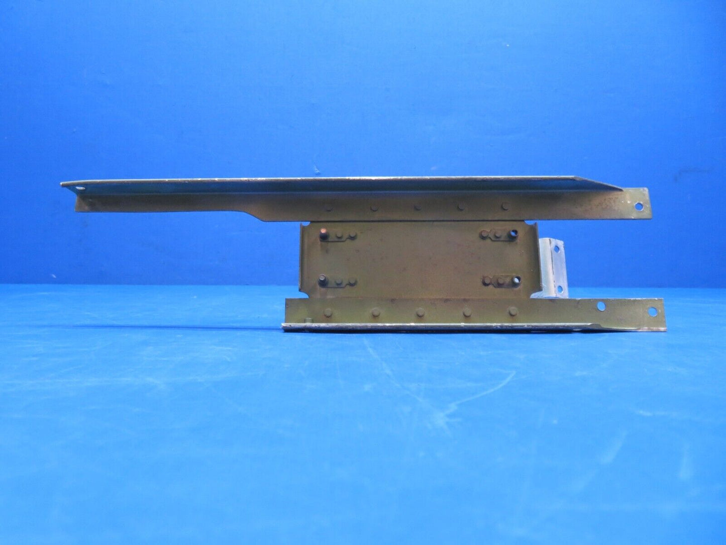 Cessna 310 / 310Q Clamp w/ Support & Angle Cabin Heater P/N 0813742-1 (0823-749)