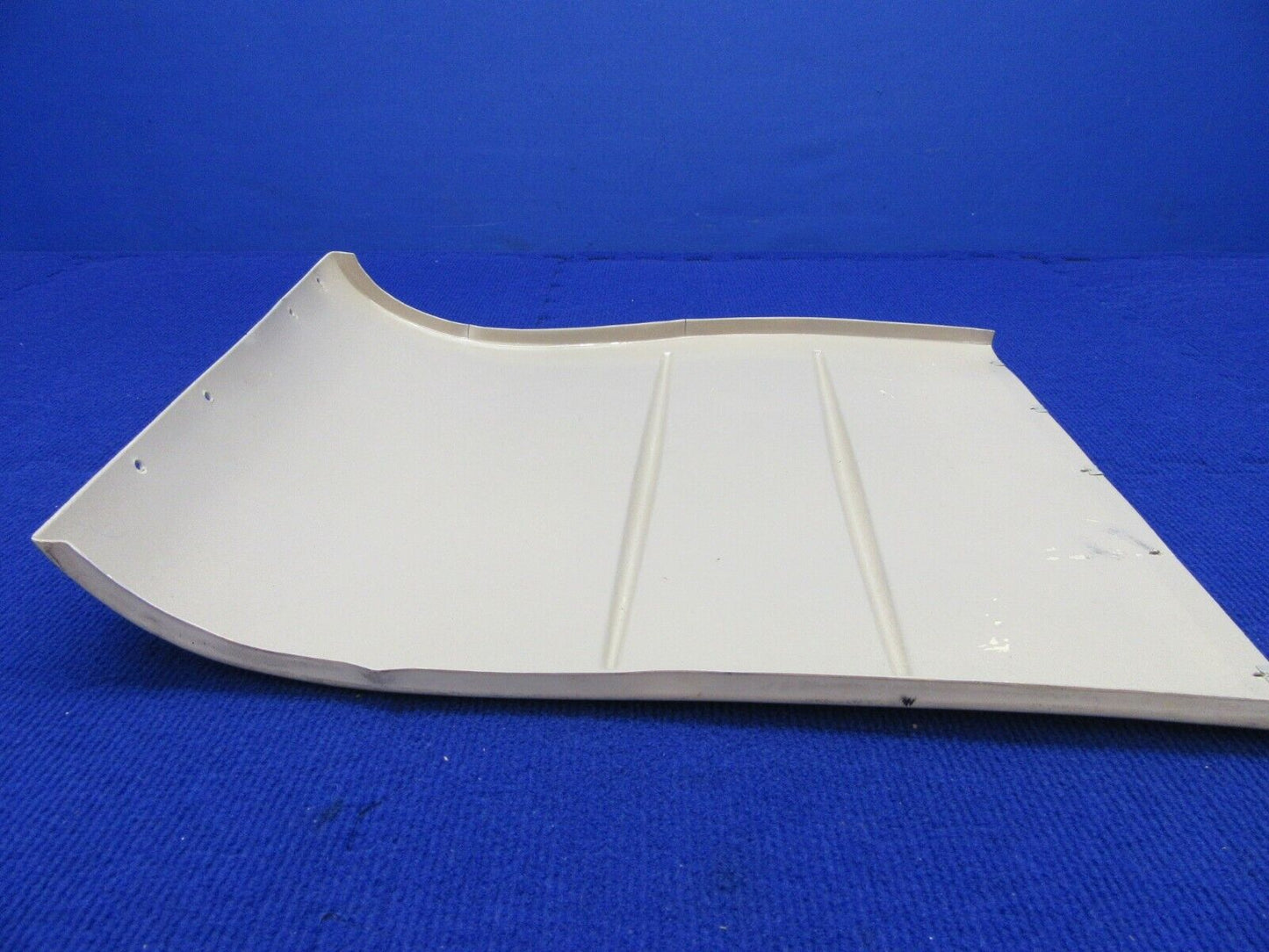 Piper PA-32-300 Baggage Compartment Headliner LH & RH 68633-02 (1121-467)