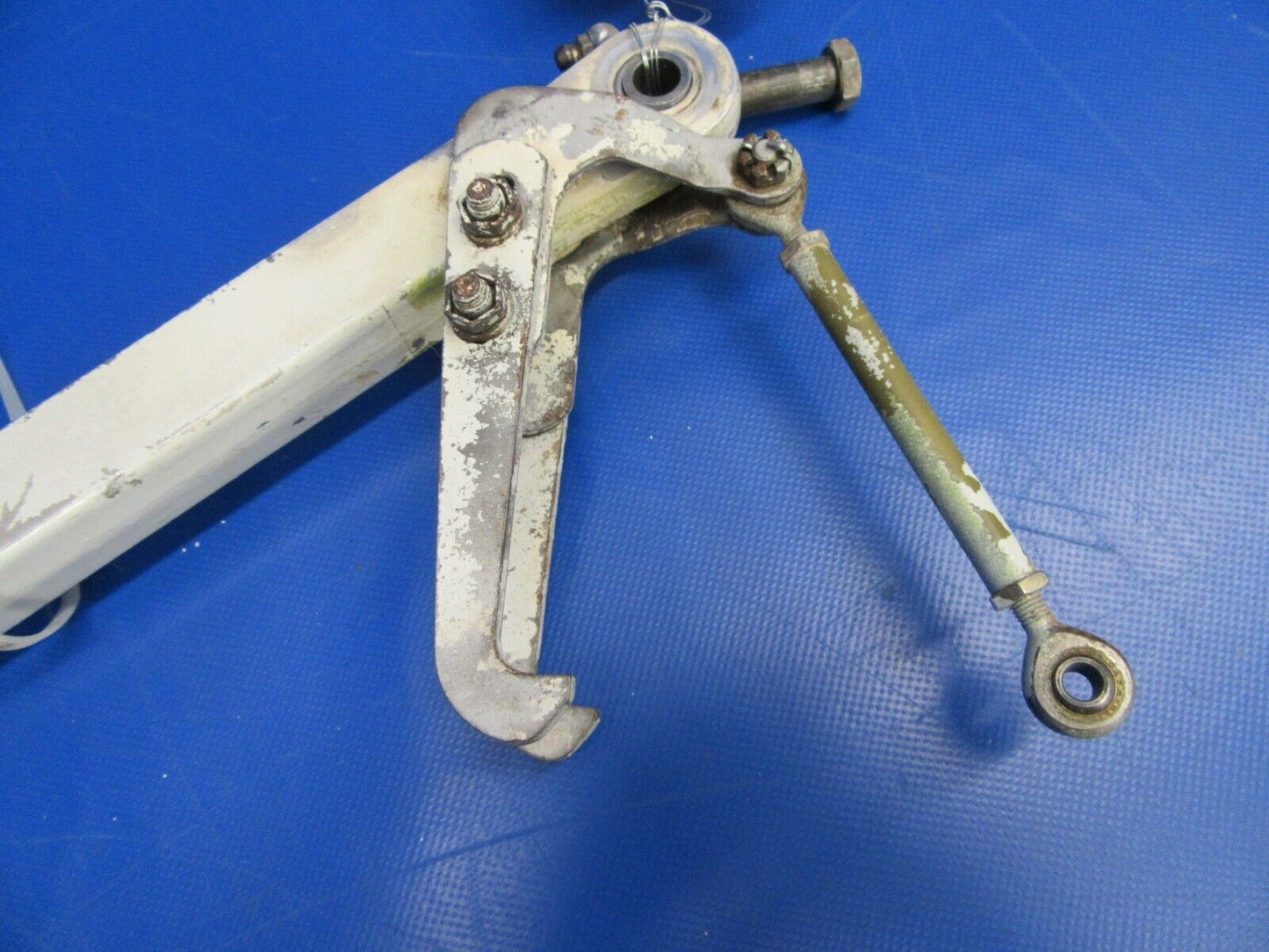 Cessna 310 / T310Q Main Gear Retract Brace Assy RH P/N 5041000-46 (0619-331)