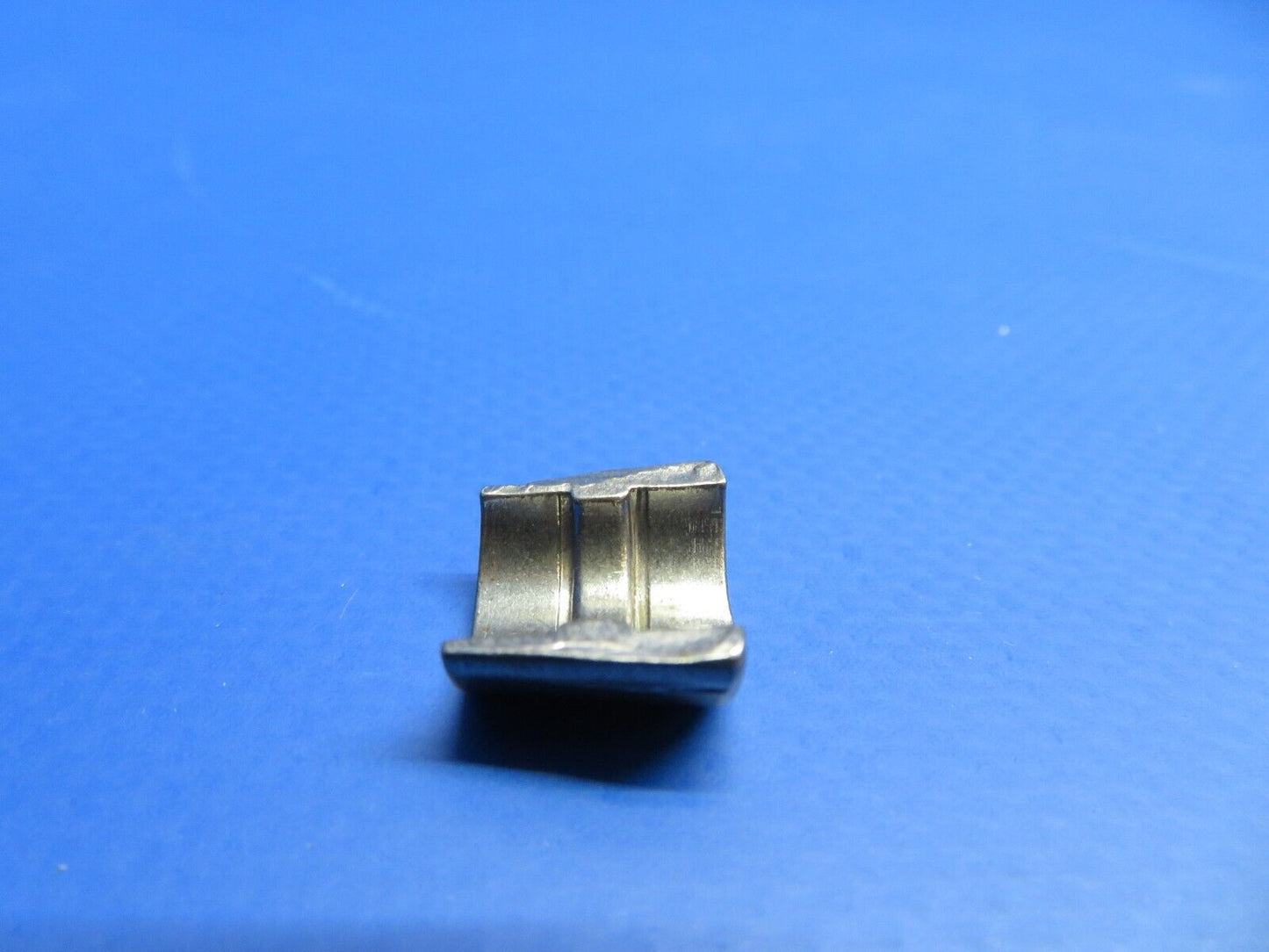 Lycoming Valve Key P/N 6009 LOT OF 16 NOS (1022-531)