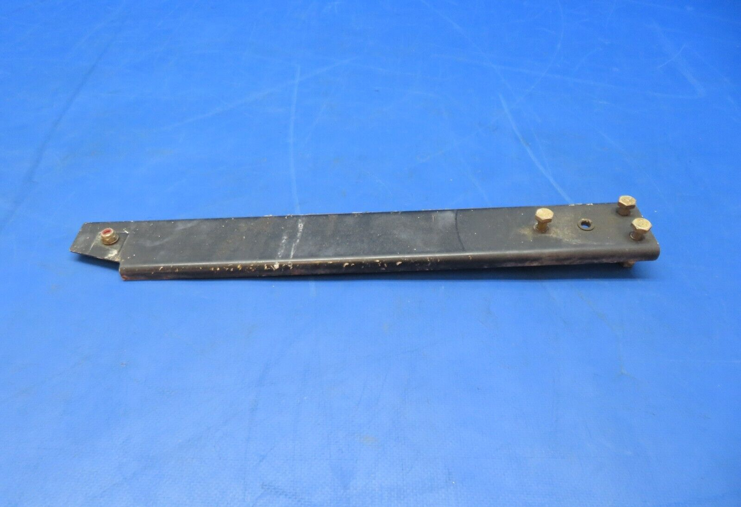 Cessna 188B AGpickup Trim Wheel Support Assy P/N 1660505-7 (0723-584)