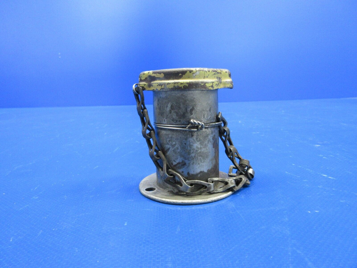 Continental Oil Filter Neck w/ Cap P/N 538801 (1223-717)
