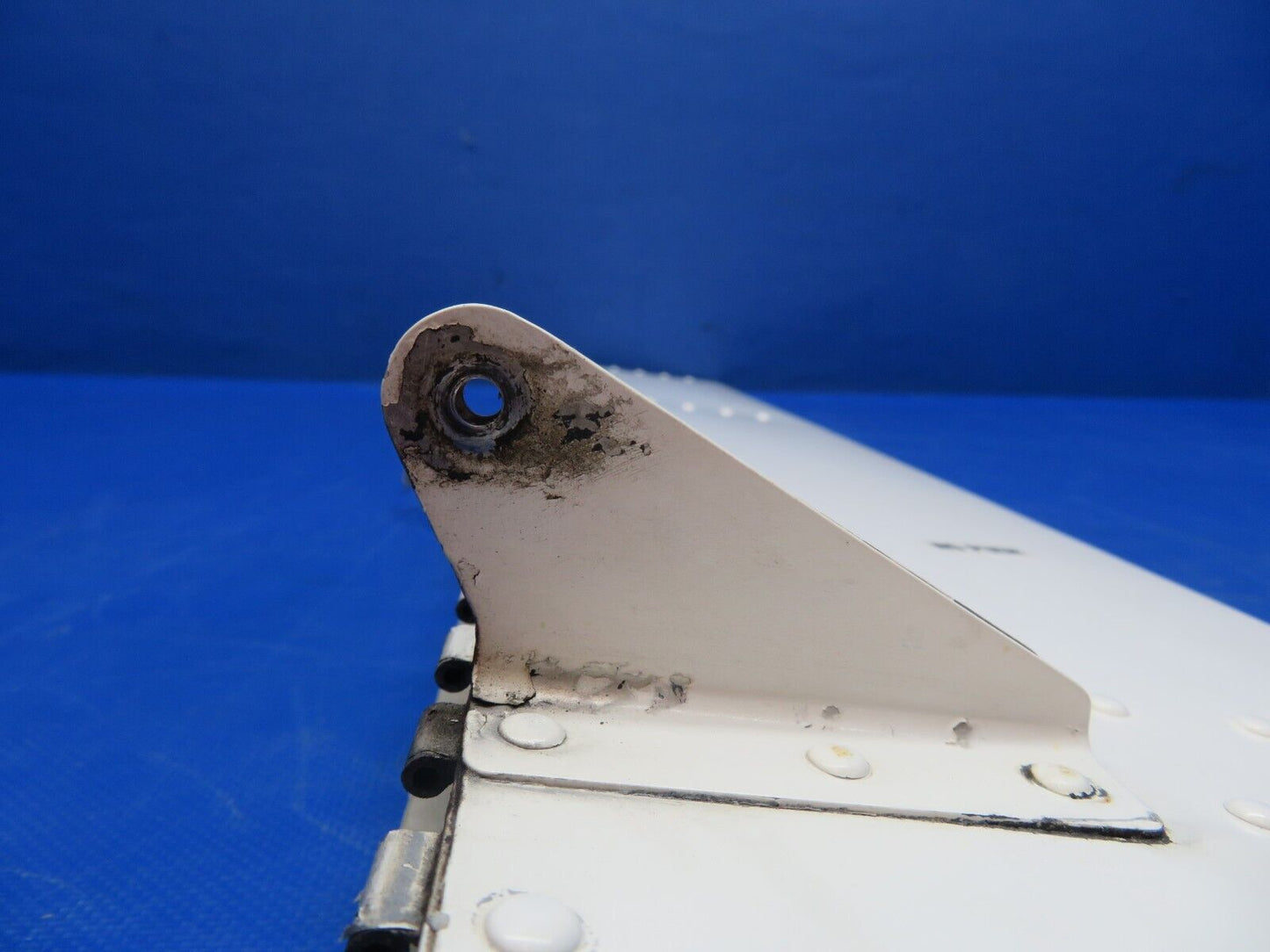 Piper PA-34-200T Seneca Rudder Trim Tab Assy P/N 95567-00 (0224-1470)