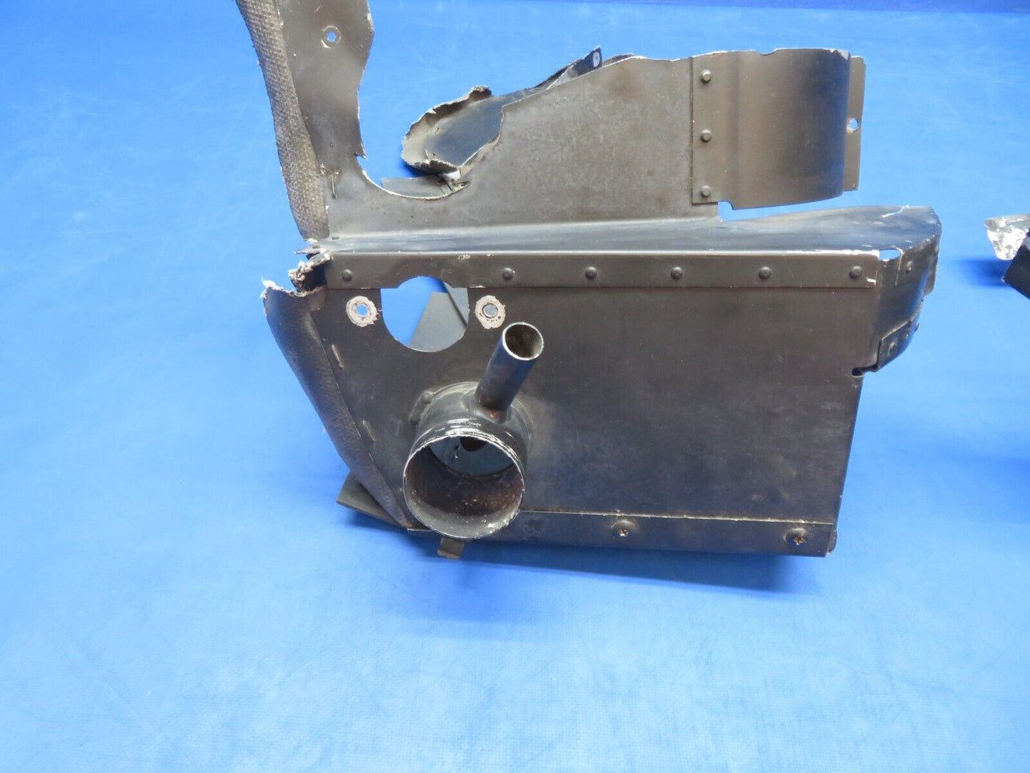 Piper PA-28-140 LH & RH Rear Engine Baffle P/N 66722-00 FOR PARTS (1123-264)