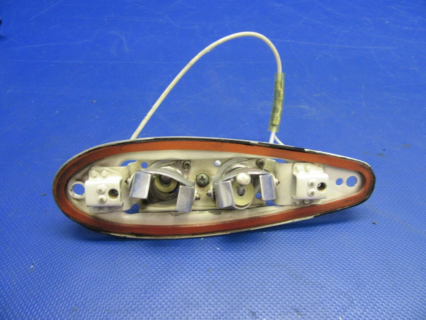 DeVore Aviation  Tel-Tail Vertical Flood Lights / No Lenses (0821-329)