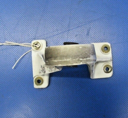 Cessna 310 R Bracket Aileron LH P/N 5024002-13 (0918-54)