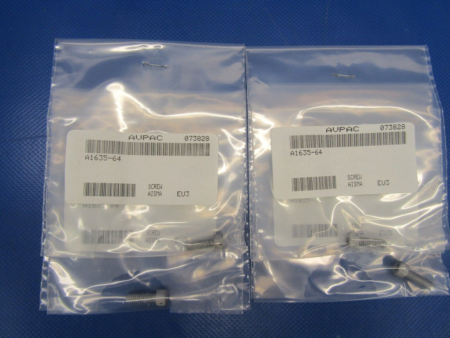 McCauley Screw Propeller P/N A1635-64 LOT of 4 NOS (1217-98)