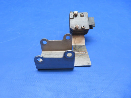 Cessna 310 / 310Q Rapco De-Ice Brush Block P/N RA1543-6 (0923-314)