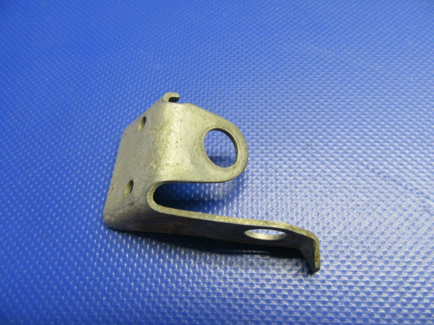 1960 Cessna 210 Bracket Switch Main Gear RH P/N 1241057-2 (0321-394)