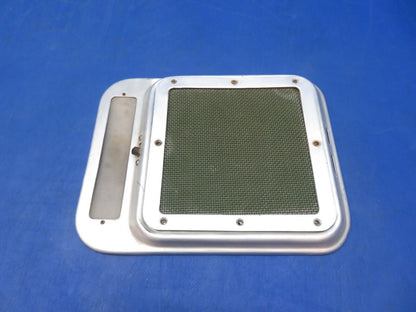 Beech C-35 Bonanza Dome Light & Radio Speaker Assy P/N 35-344140-602 (1023-229)