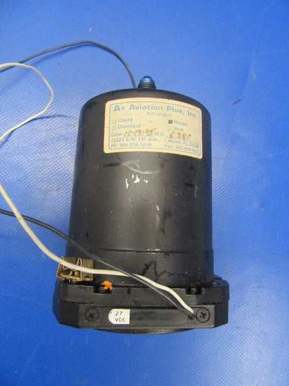 United Instruments Vertical Speed Indicator Lighted 28V P/N 7040-B4L (0918-93)