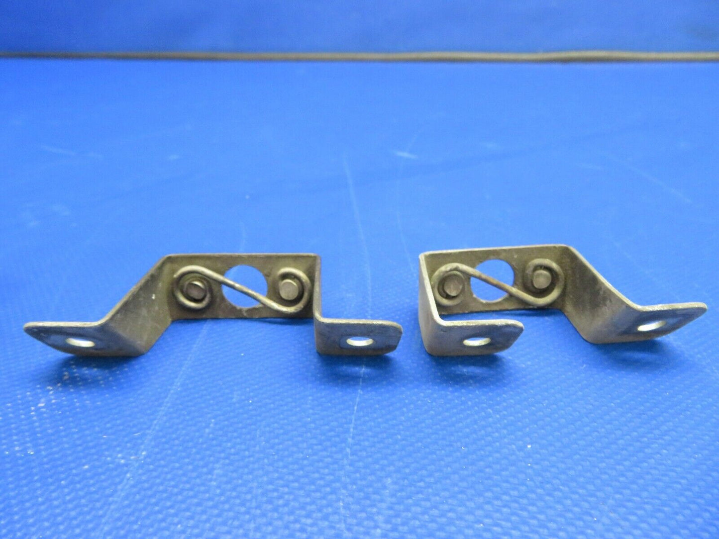 Beech N35 Bonanza Cowl Latch Clip LH AFT, FWD Center LOT OF 4 (0121-308)