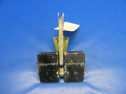 Piper PA-34-200T Seneca II Bobweight Assy P/N 37638-06, 37638-006 (1119-188)