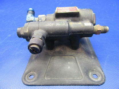 Beech Baron 95-A55 Oxygen Regulator P/N A-2000 (0420-248)