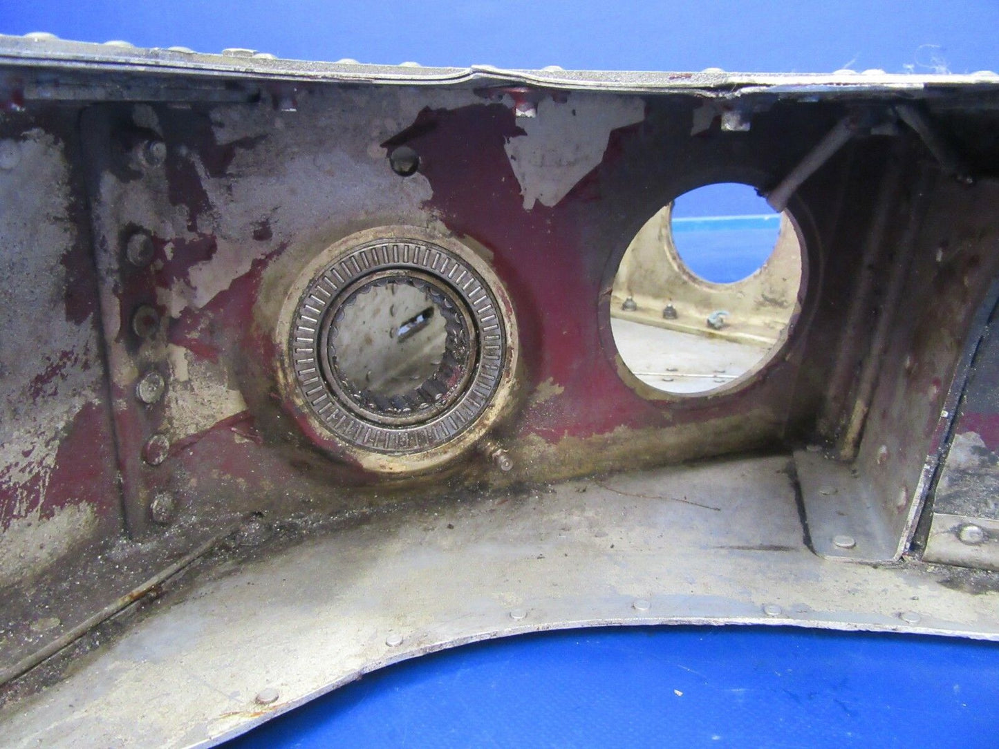 Cessna R182 Supports w/ Bearings LH & RH INBD 1241607-9, 1241607-10 (1218-276