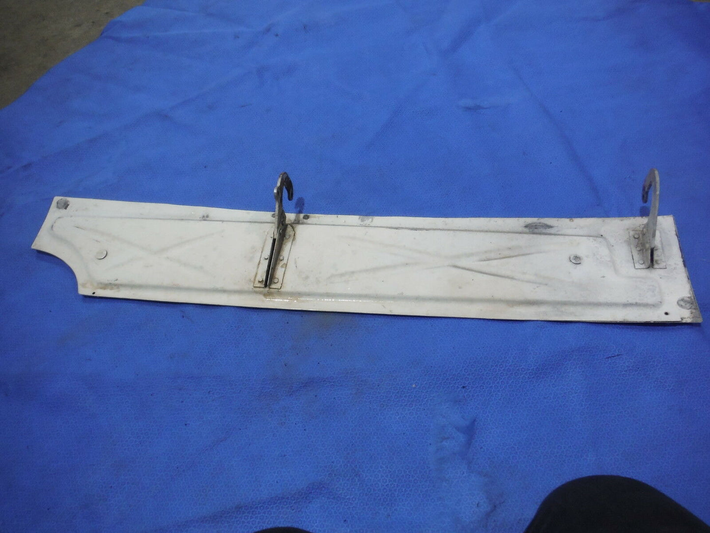 Piper PA-23-150-160 Apache Main Gear Inboard P/N 17792-00  (0214-05)
