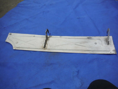 Piper PA-23-150-160 Apache Main Gear Inboard P/N 17792-00  (0214-05)