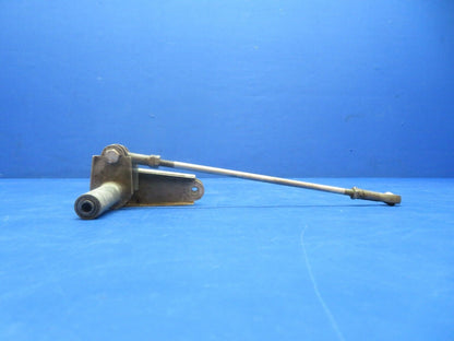 Early Cessna 310 / 310B OTBD Bellcrank LH INBD Flap P/N 0862100-13 (1223-141)