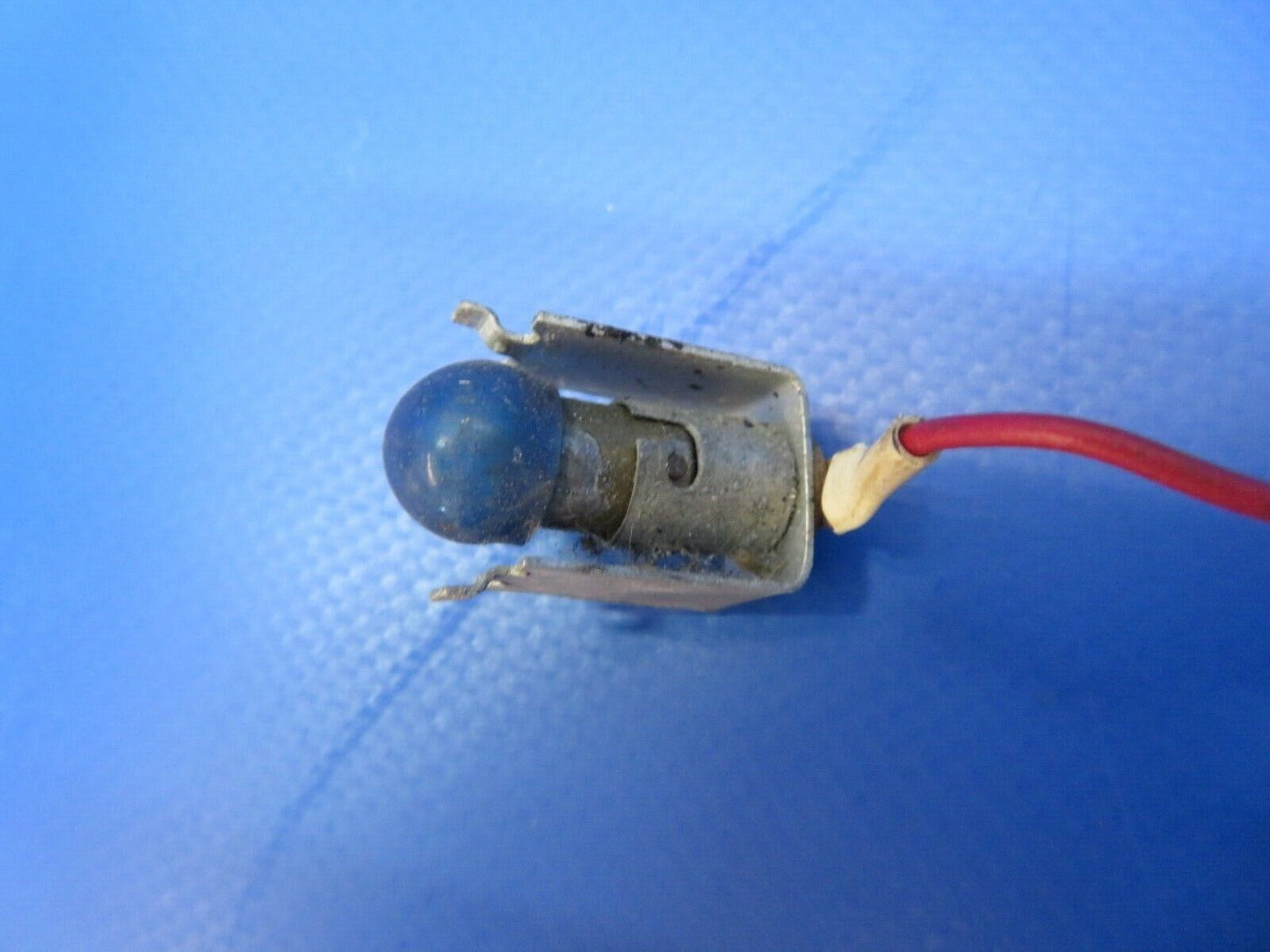 Piper PA-28-201T Dakota Panel Light Holder w/ Switch LOT P/N 565-516 (0922-67)