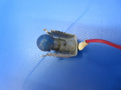 Piper PA-28-201T Dakota Panel Light Holder w/ Switch LOT P/N 565-516 (0922-67)