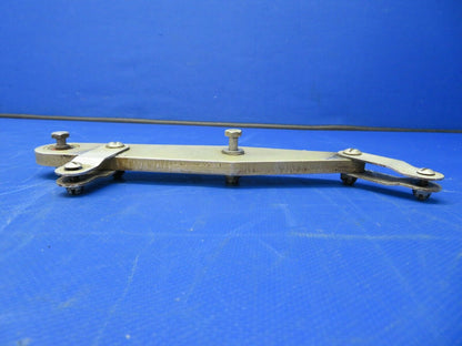 Cessna 182 / 182D Bellcrank Assy Elevator Rear P/N 0761202-50 (0821-810)