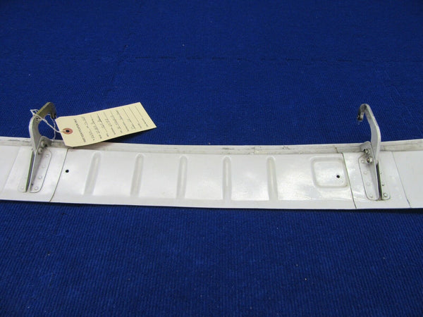 Beech Baron 95-B55 Nose Gear Door LH P/N 95-410031-19 (1121-465)