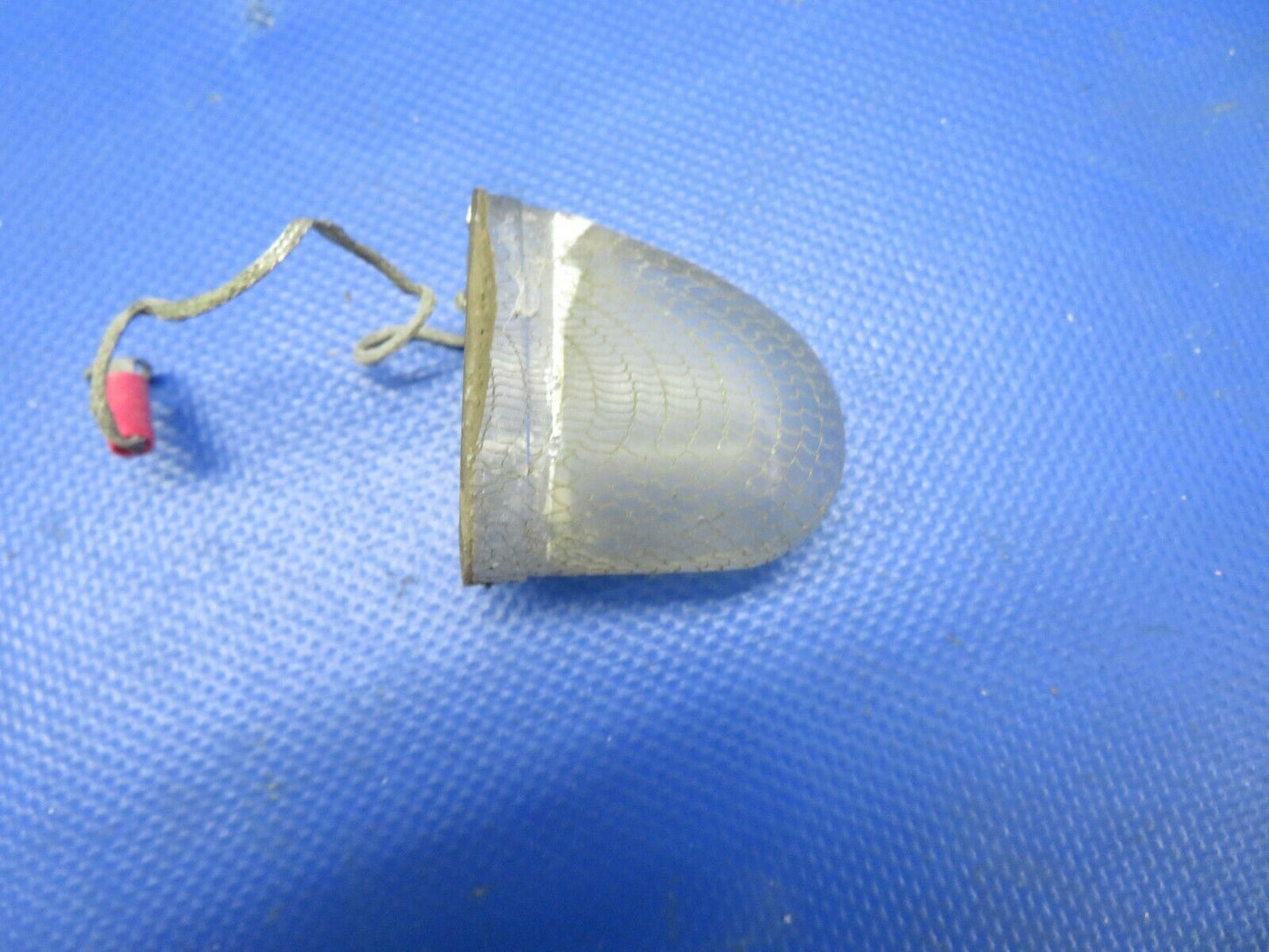 Cessna 210 / 210L Navigation Light Lens Clear Heated / Web Pattern (0821-370)