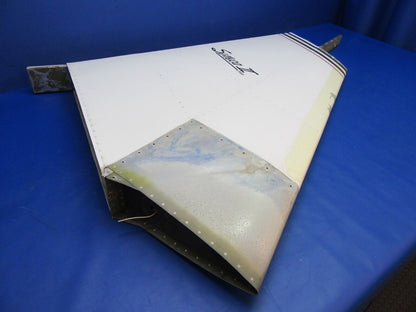 Piper PA-34-200T Seneca II Vertical Stabilizer / Fin P/N 95530-05 (0323-213)