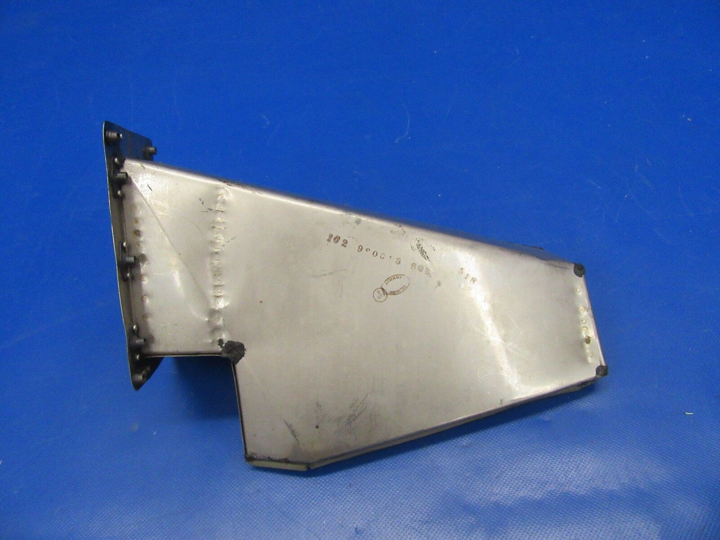 Beech Baron 58P Duct Assy P/N 102-980013-27 (0318-205)