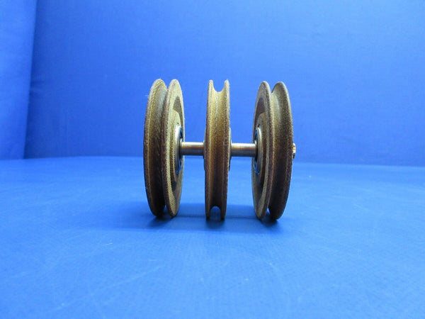 Beech 95-B55 Baron Pulley P/N MS20220-2, BHP-4 LOT OF 5 (0623-714)