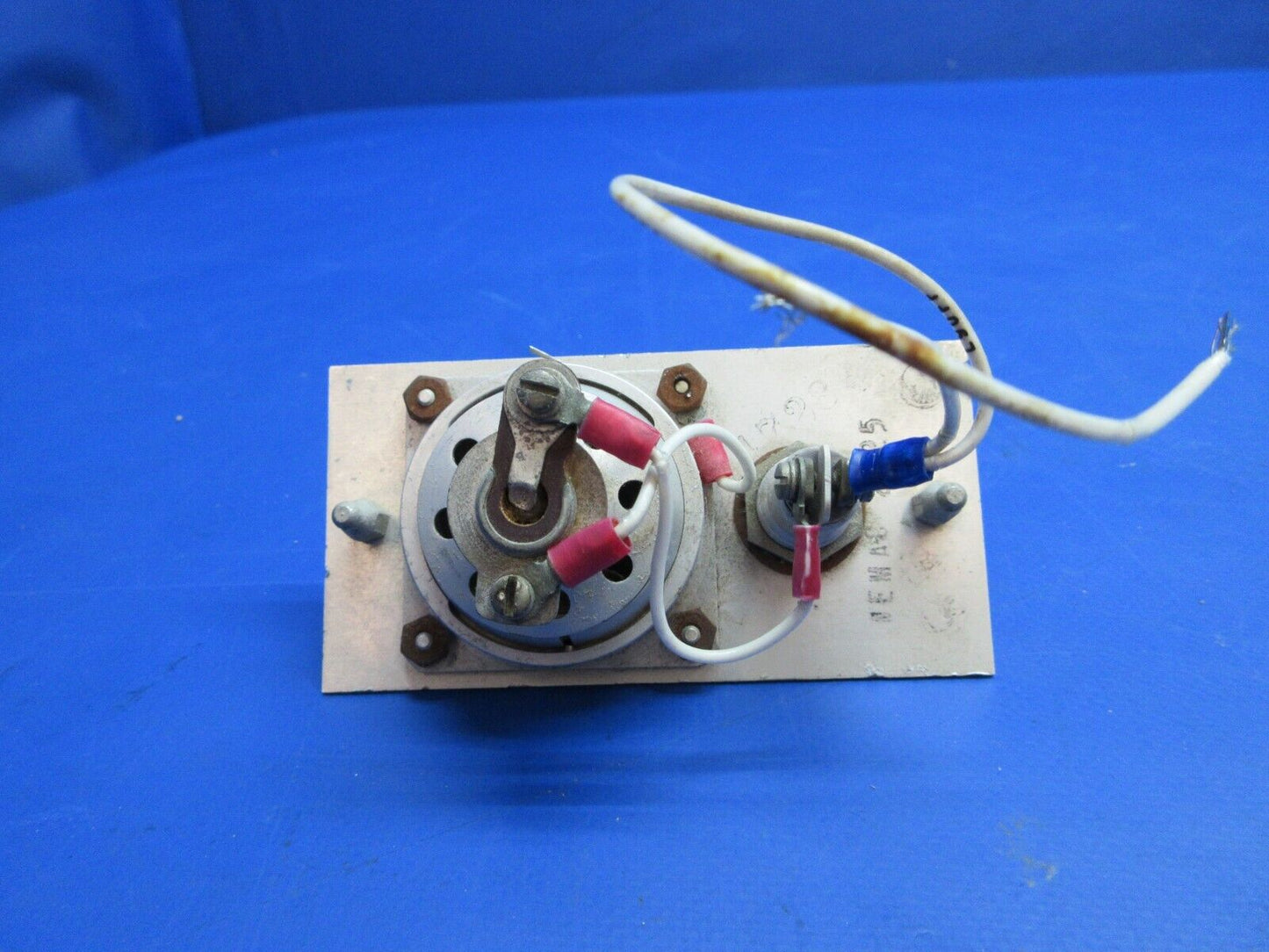 Wemac Overhead Light Assy P/N 2525 (0523-318)
