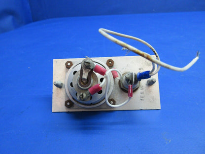 Wemac Overhead Light Assy P/N 2525 (0523-318)