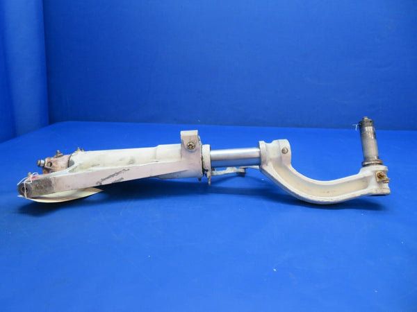 Beech 95-B55 Baron Nose Gear Assy P/N 36-820019-603 (0123-604)