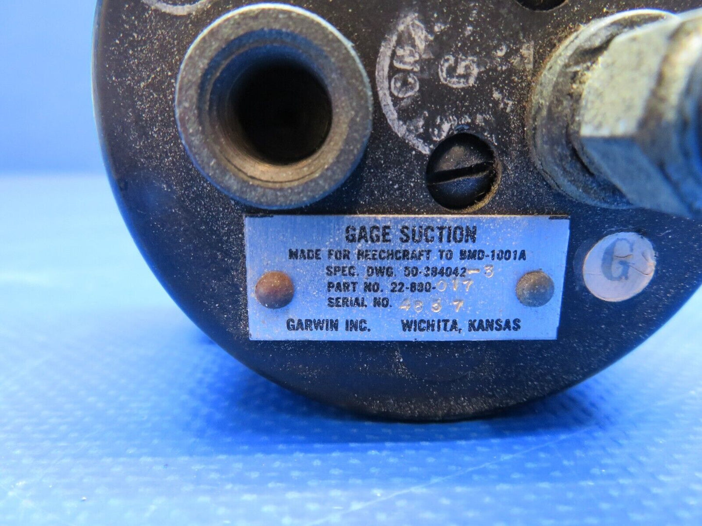 Beech 95 / D95A Travel Air Garwin Suction Gauge P/N 22-880-017 (0324-1712)