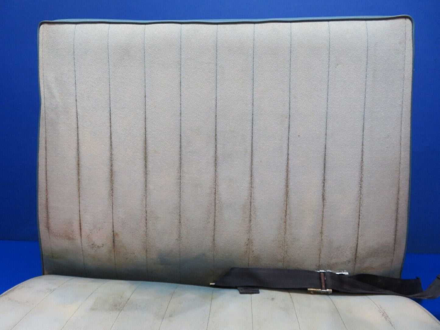 Piper PA-24-180 Rear Seat Assy P/N 21738-03 (1223-1420)