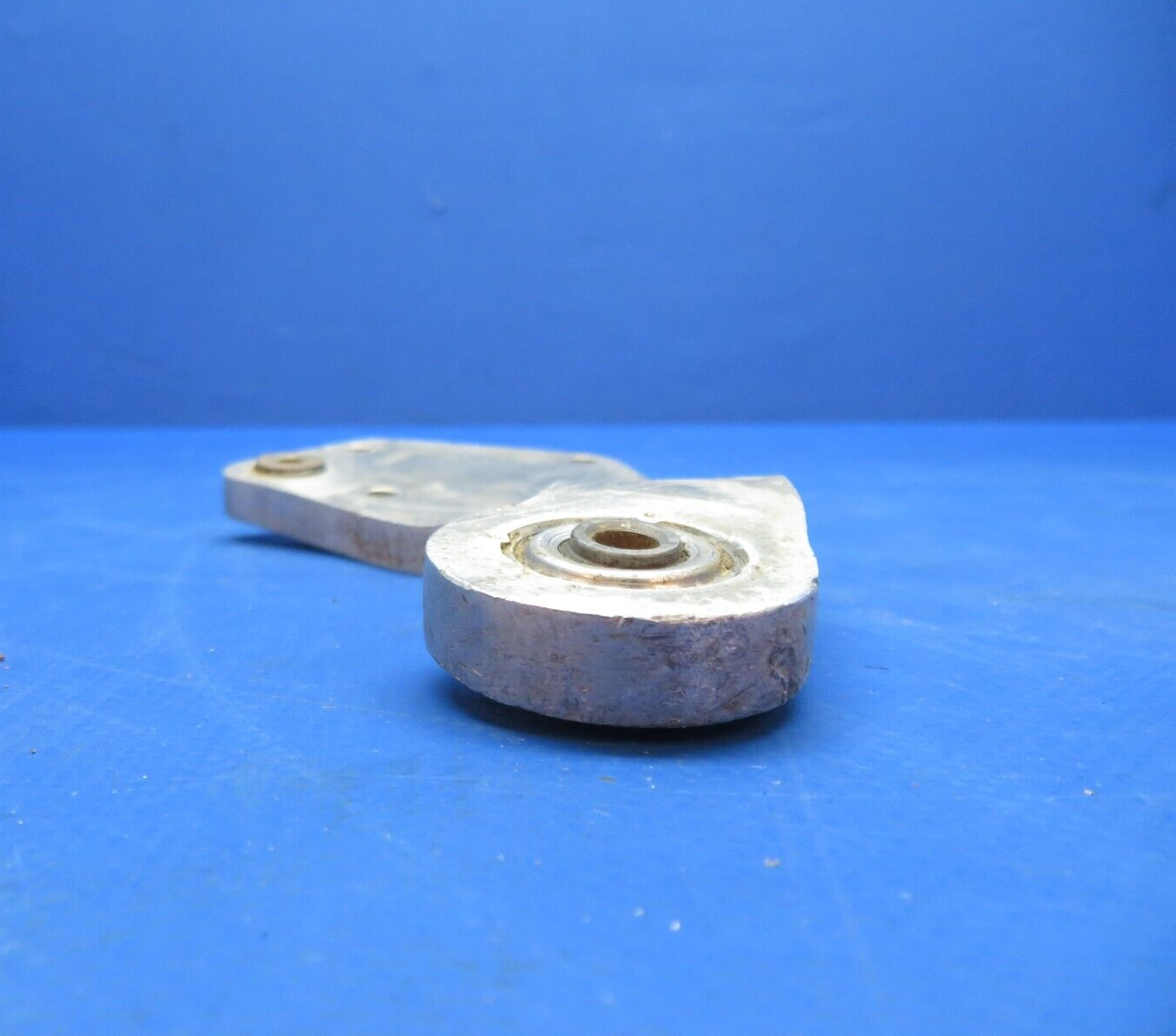 Cessna 170 / 170A / 190 / 195 Elevator Pylon Assy P/N 0310262 (0723-564)