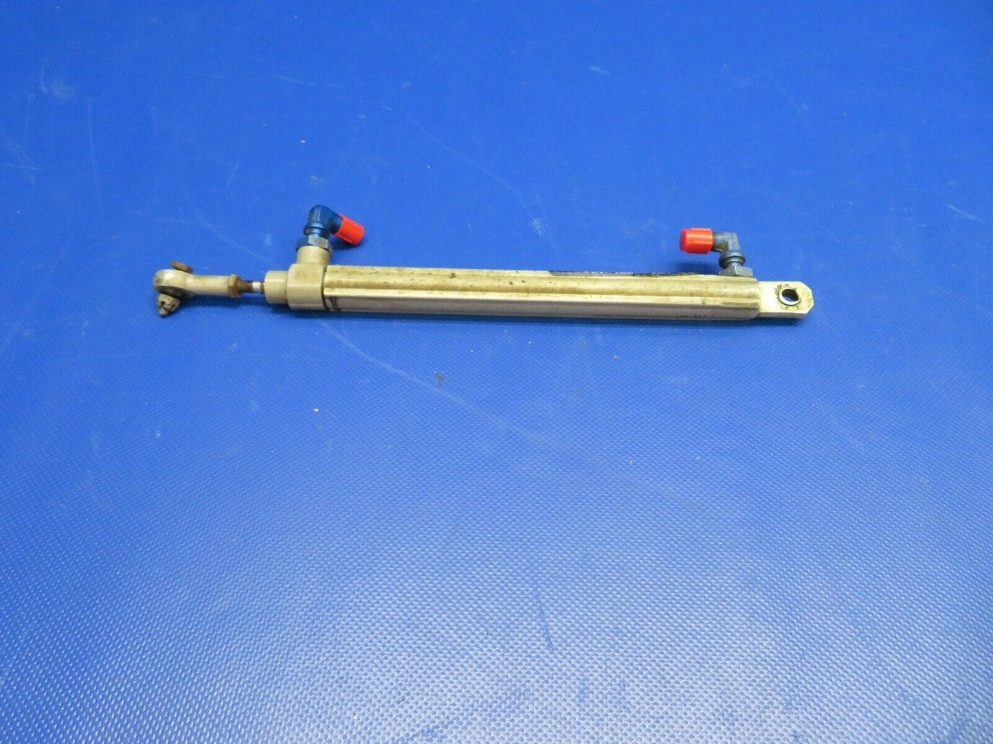1960 Cessna 210 Electoral Actuator Assy Nose Gear Door P/N 1280107-1 (0321-105)