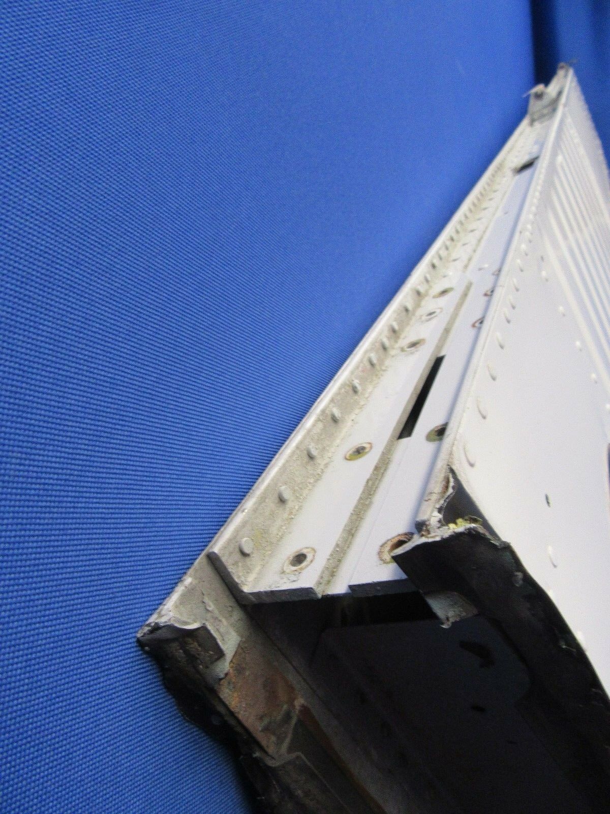 Beech Baron 95-B55 Horizontal Stabilizer RH P/N 95-620010-634 (0118-233)