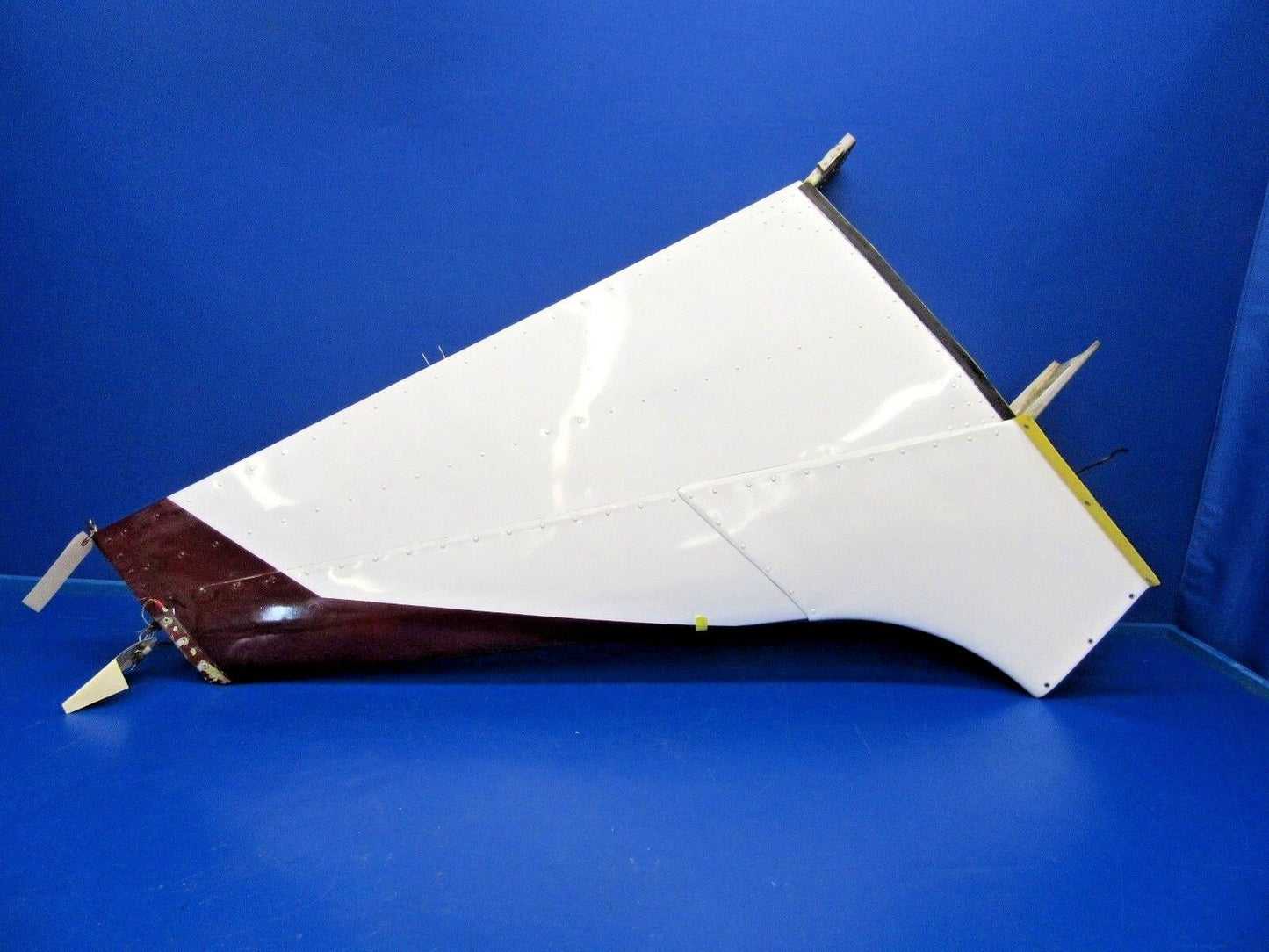 Beech C24R Sierra Vertical Stabilizer P/N 169-640000-119 (1018-128)