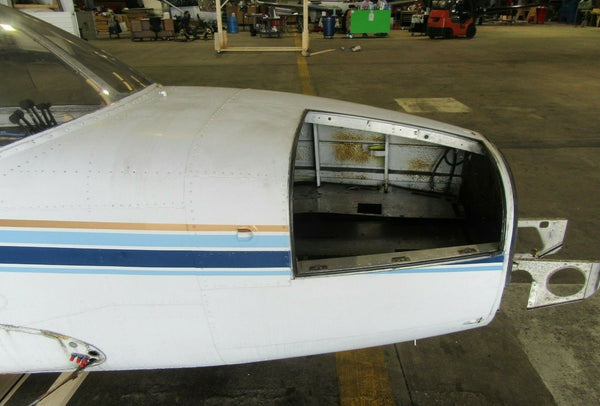 No Damage - 1974 Beech Baron E-55 Fuselage S/N TE-999  (0819-331)