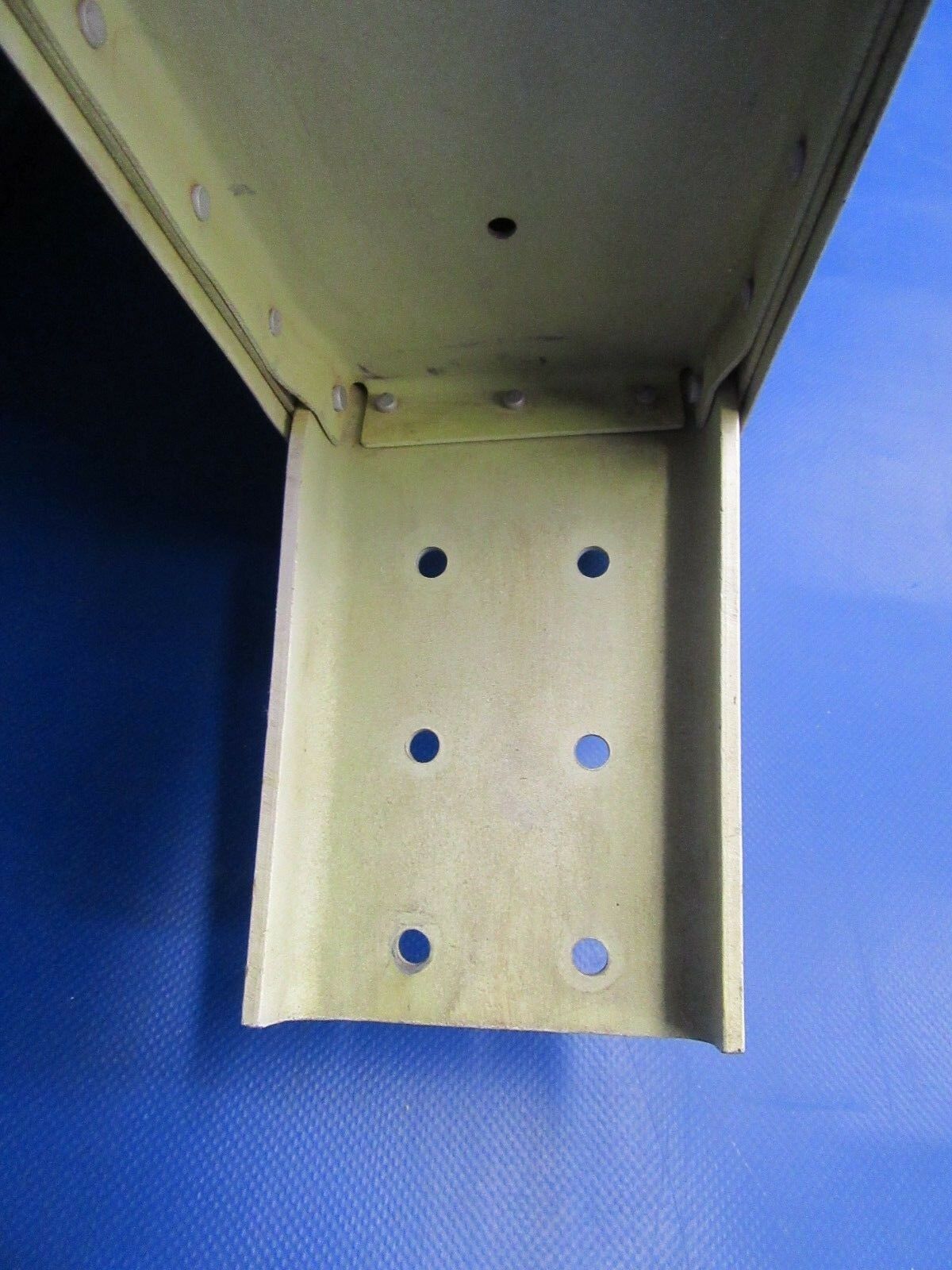 Beech Debonair Vertical Stabilizer P/N 33-640000-611 (0918-326)