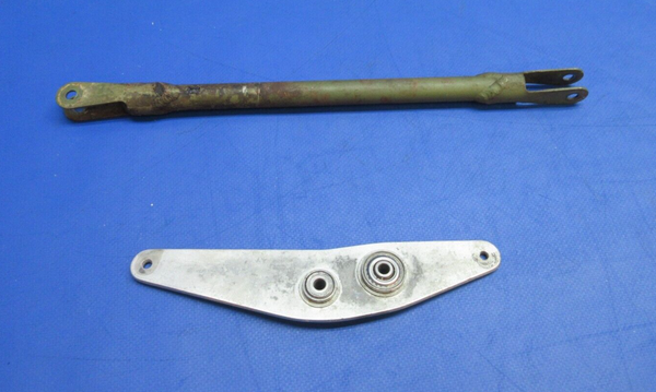 Cessna 172 / 172I Elevator FWD Bellcrank &Tube P/N 0510161-12 (0923-819)