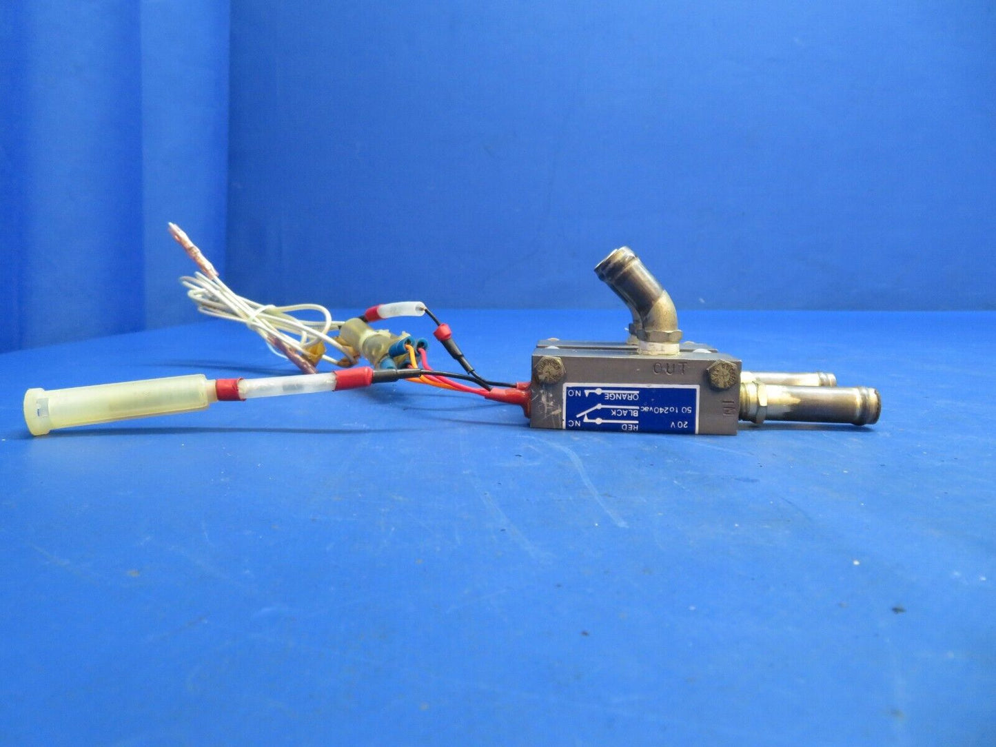 Piper Aerostar 602P Machen Inc. Flow Switch Fuel P/N 76-20007-501 (0123-748)