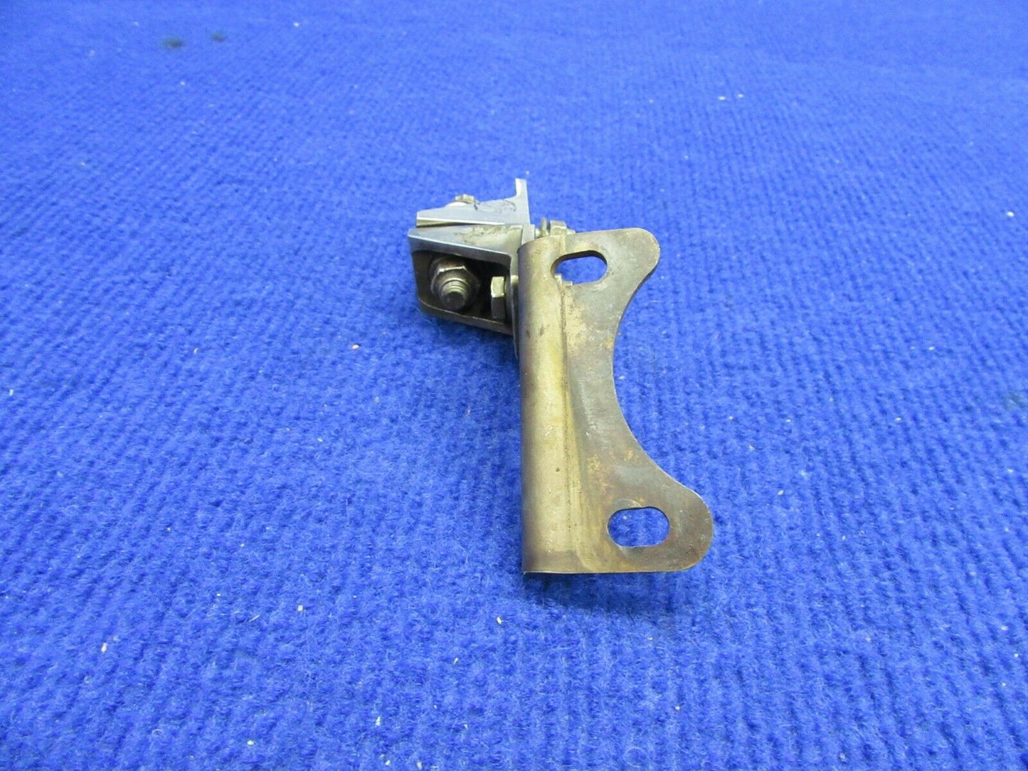 Cirrus SR-22 Turbo Support Bracket FWD Upper P/N ETI-G2-600-124 (0122-462)