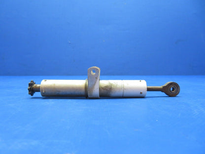 Cessna 310 / 310Q Aileron Trim Tab Actuator P/N 1260074-3 (0823-766)